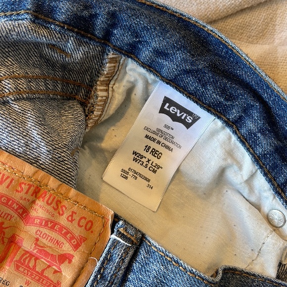 Levi's Men's 505 Jeans - Picture 6 of 6